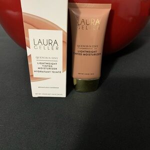 PreOwned Laura Geller Medium/Deep Tinted Moisturizer
